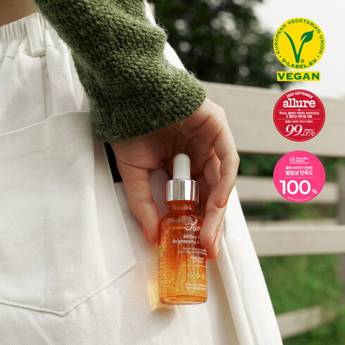 Jumiso - All Day Vitamin Brightening & Balancing Facial Serum - Vitamínové rozjasňujúce pleťové sérum 30 ml